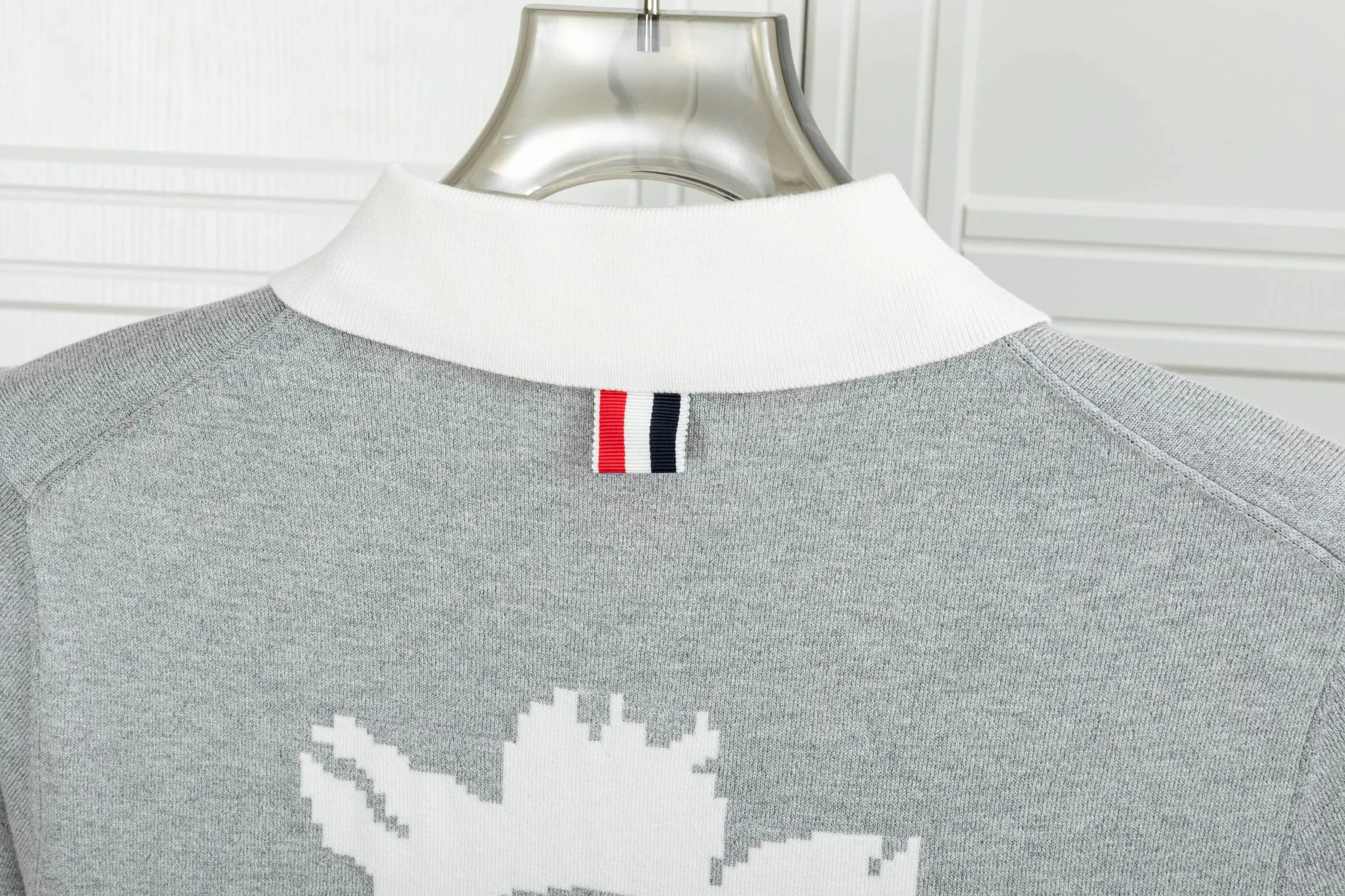 𝑻𝒉𝒐𝒎 𝑩𝒓𝒐𝒘𝒏𝒆 (Original ) Thom Browne: POLO 1:1 ：Gray Navy Blue Size：012